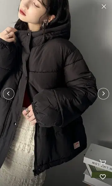 Java 후드 부착 충전솜 페이크 다운 코트 새상품급
