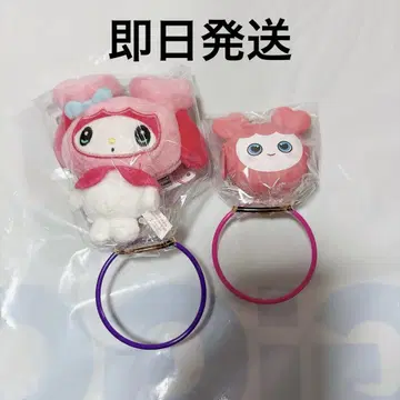 TWICE LOVELYs 산리오 모모 마스코트 실리콘 미니 지갑