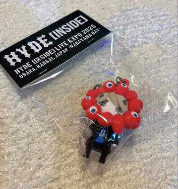 오사카 간사이 만박 HYDE 미야쿠미야쿠 콜라보 하이 키링 와카야마