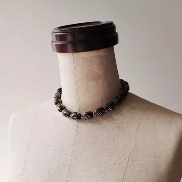 우드비즈 블랙 목걸이 레트로 빈티지 초커