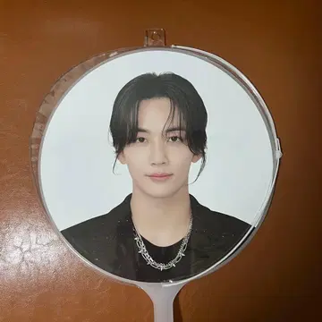 JEONGHAN 부채 Follow