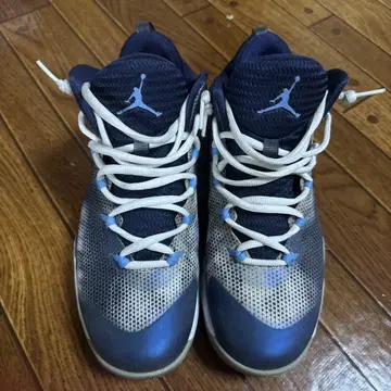 조던 네이비 그레이 스니커즈