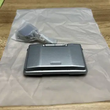 닌텐도 뮤지엄 한정판 게임 하드 키링 Nintendo DS