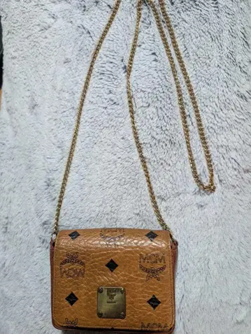 MCM 로고 프린트 숄더백