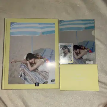 Yes, I am Jihyo. 지효 사진집