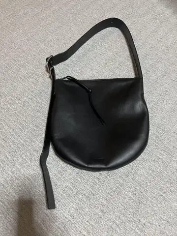 JIL SANDER 질 샌더 숄더백 MOON SM 문