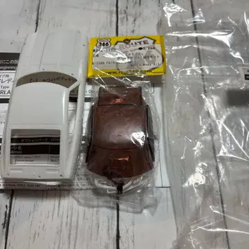 교쇼 화이트 바디 페어레이디 240Z-L