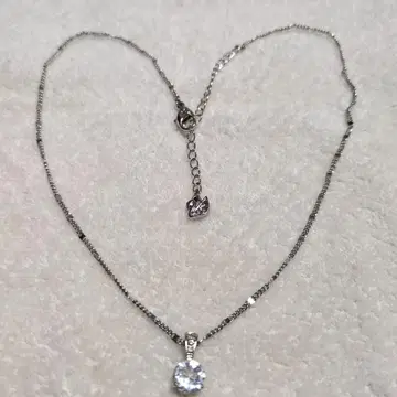 SWAROVSKI 목걸이