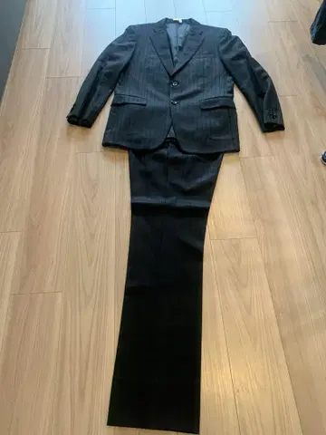 바니스뉴욕 비즈니스 정장 다크 그레이 스트라이프