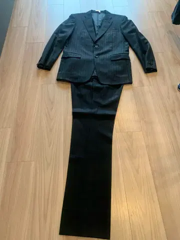 바니스뉴욕 비즈니스 정장 다크 그레이 스트라이프