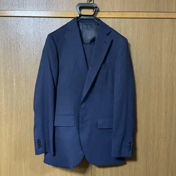 네이비 스트라이프 비즈니스 정장
