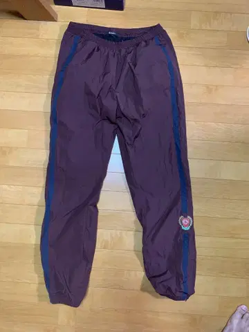 yeezy season 5 나일론 조거 팬츠 축구 모티브