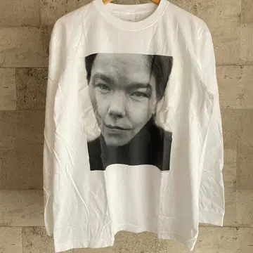 새상품 비요크 Bjork x Kevin Cummins 롱T 화이트 XL