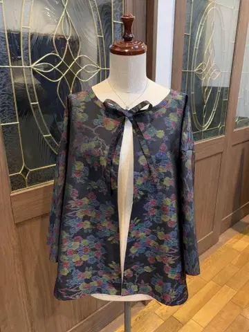 기모노 리메이크 귀여운 패턴의 오시마 명주 살짝 걸치는 볼레로