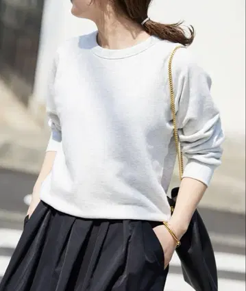 SLOBE IENA 기모 컴팩트 래글런 맨투맨 새상품급