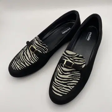 페달라 제브라 패턴 스웨이드 로퍼 24cm
