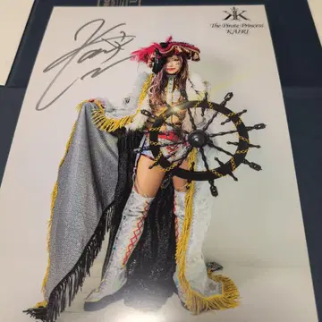 KAIRI 여자 프로레슬링 WWE 친필 사인 포트레이트 마리골드