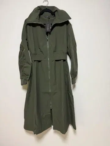TRUBE 올리브색 롱 코트 M-L 대응