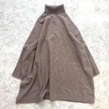 BEARDSLEY 비어즐리 터틀넥 니트 루즈핏