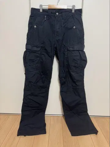 Armani Exchange AX 카고 팬츠 블랙