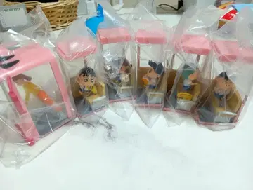한국 한정판 짱구는 못말려(크레용 신짱) 유치원 버스 피규어