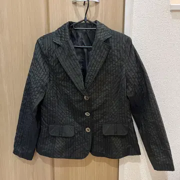 LALIBERTE 블랙 퀼팅 테일러드 자켓