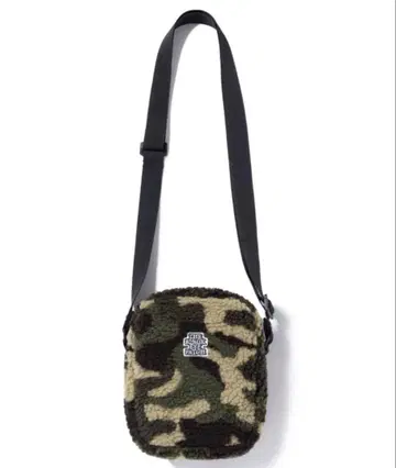 블랙 아이패치 숄더백