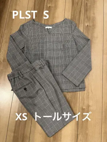 그레이 체크 무늬 셋업