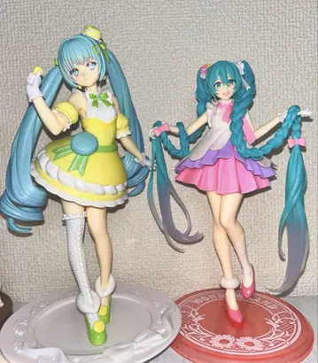 하츠네 미쿠 피규어 2개 세트 프라이즈 피규어