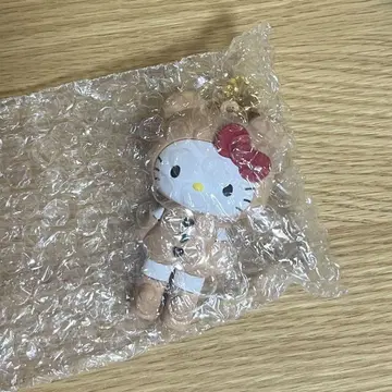 헬로키티 곰 수트 시크릿 마스코트 참 A