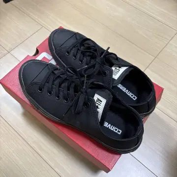Converse 블랙 로우컷 스니커즈