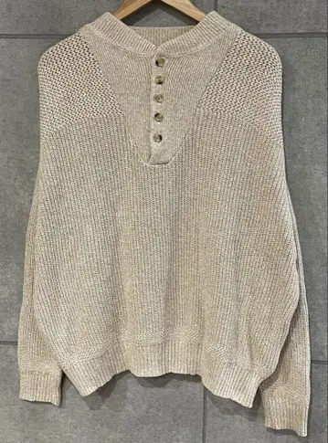 USA ASHLEY KNIT 헨리넥 니트 스웨터 베이지 계열 L