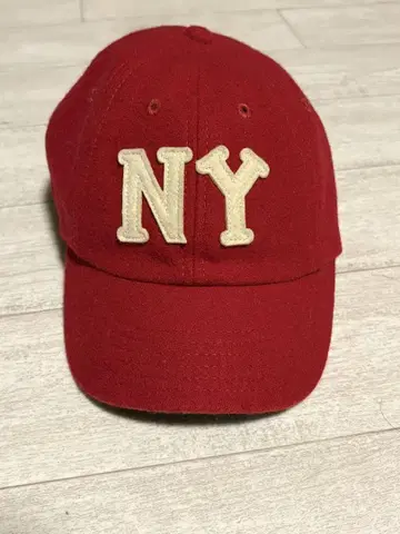 UMPIRE NY 로고 야구 모자 레드