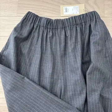 택 포함 새상품 즉시 완판 인기 캘런솔로지 드로스트 팬츠 그레이
