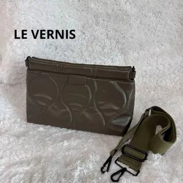 [르베르니 LE VERNIS] 새상품급 퀼팅 클러치 숄더백 2way