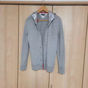 TOMMY HILFIGER 후드 부착 그레이 후드티 사이즈 0