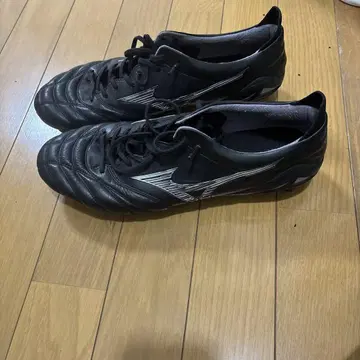 Mizuno 축구화 블랙 스파이크