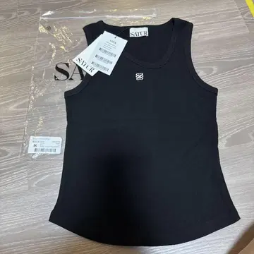택 포함 새상품 SATUR 블랙 탱크탑 WM