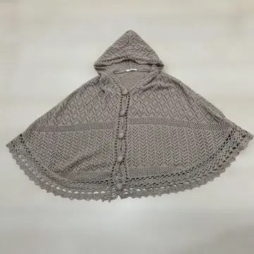후드 부착 베이지 니트 판초