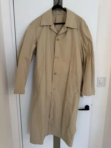 AURALEE 베이지 트렌치코트