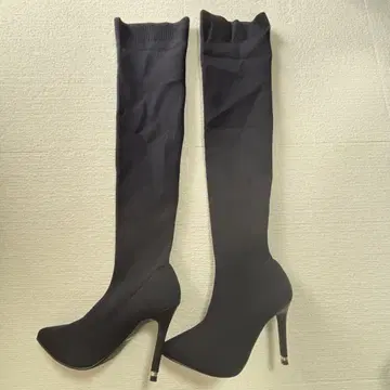 블랙 스트레치 니하이 부츠 하이힐