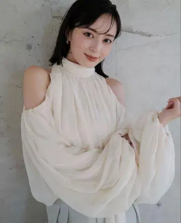 anuans 쉬폰 볼륨 블라우스