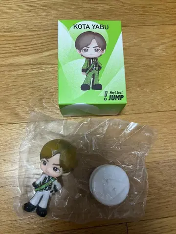 야부 코타 피규어 Hey! Say! JUMP 시크릿 흰 옷