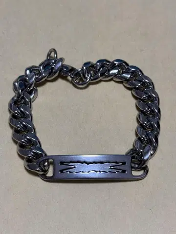 LE SSERAFIM x ZOZOTOWN BRACELET