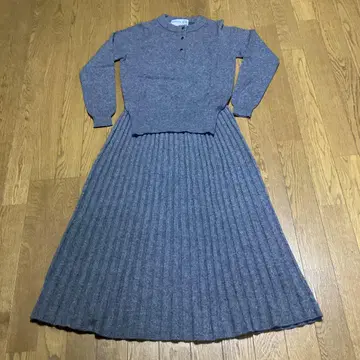 BALANTYNE 스코틀랜드제 캐시미어 니트 스웨터 & 롱 스커트 세트