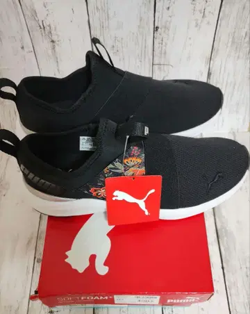새상품 24.5cm PUMA SOFTFOAM+ 슬립온 플라워