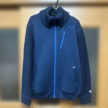 Oakley 네이비 자켓