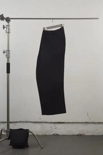 NVRFRGT S커브 와이드 레그 유틸리티 트라우저 슬랙스