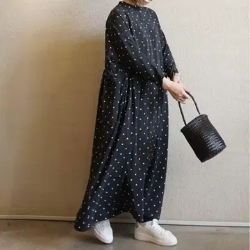 저널 스탠다드 럭스 도트 앰플 풀 원피스