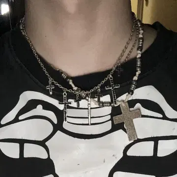 Claire's 십자가 목걸이 00s y2k 구제 의류 archive